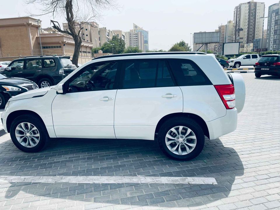 سوق سيارات الكويت موقع لبيع وشراء السيارات المستعملة