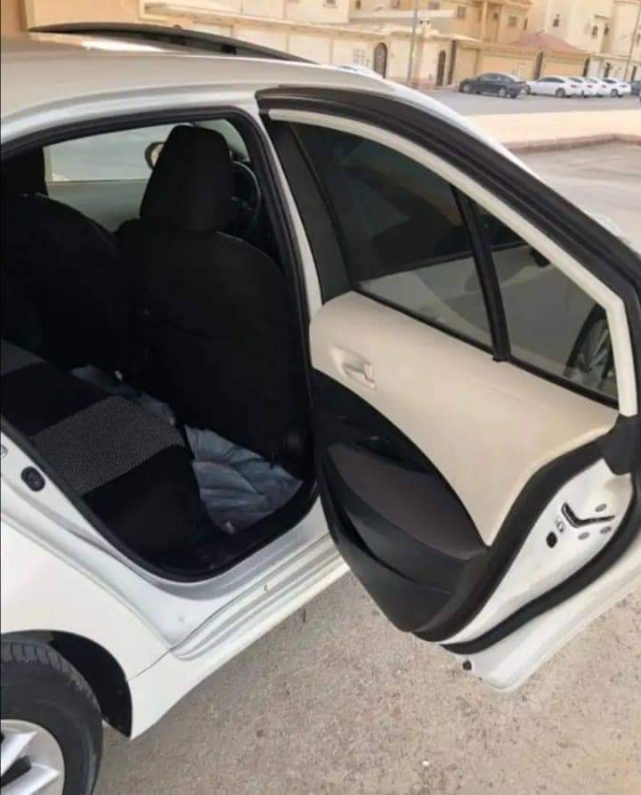 سيارة تويوتا كورولا 2019 للبيع