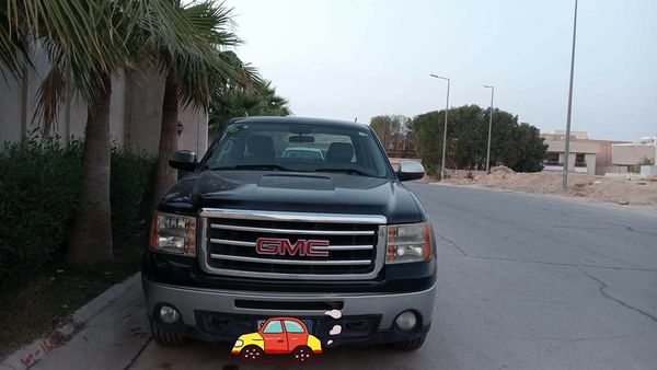 جي ام سي سييرا موديل 2012 مستعملة للبيع في الرياض